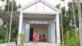 Bàn giao 560 ngôi nhà do USAID tài trợ cho người dân vùng lũ huyện Nghĩa Hành