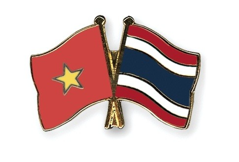 Trao kỷ niệm chương “Vì hòa bình, hữu nghị giữa các dân tộc” cho Tổng Lãnh sự Thái Lan