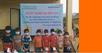 WVV tặng 5.702 suất quà và 1.142 hộp khẩu trang y tế cho trẻ em