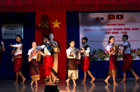 Chương trình giao lưu giữa thanh niên, sinh viên Việt Nam với sinh viên Lào