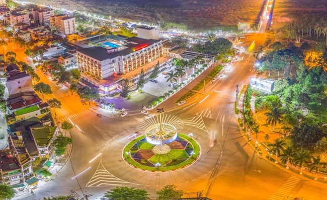 Transport infrastructure of Quang Ngai after 35 years of re-establishment of the province